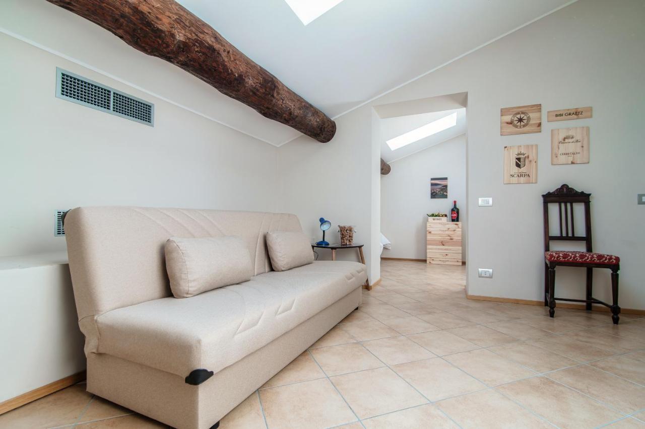 Appartement Grape Attic 72 - The House Of Travelers à Côme Extérieur photo