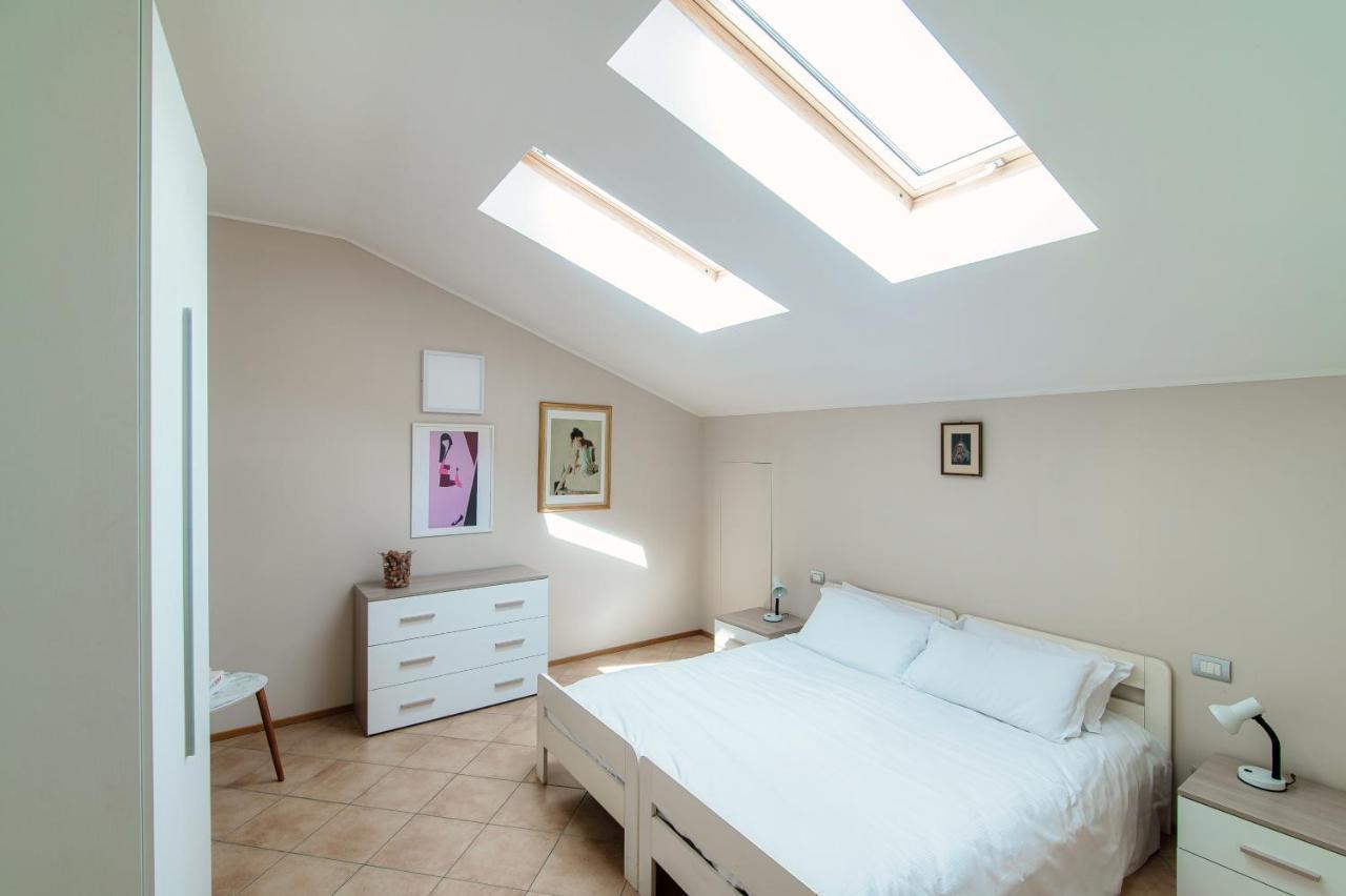 Appartement Grape Attic 72 - The House Of Travelers à Côme Extérieur photo